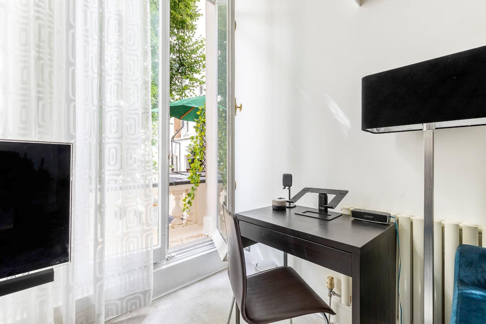 Classic Victorian Flat With Terrace London Eksteriør bilde